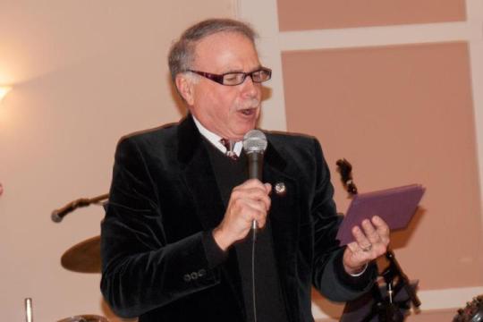 Our fantastic Auctioneer, Sam Poulten from WCAP.