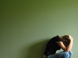 Too_much_to_bear_by_Lily_Bracegirdle